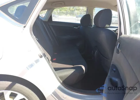 2017 Nissan Sentra S z USA, uszkodzony, nr VIN 3N1AB7AP0HY218768